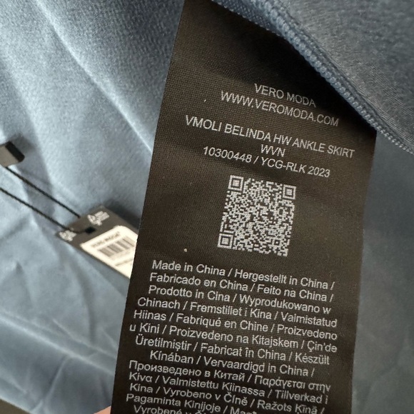 Blue Gray 100% Polyester Skirt Vero Moda NWT Size Medium - Picture 4 of 5